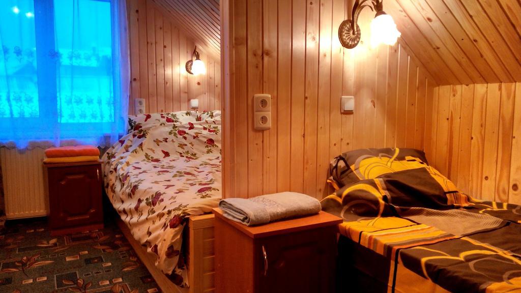 Cottage Ozerniy Lazeshchyna Room photo